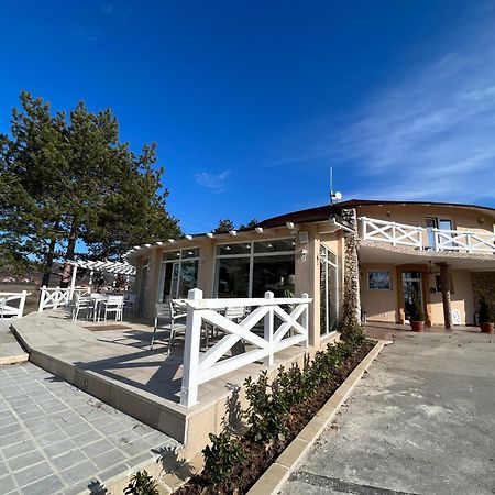 Garni Hotel Oblacinsko Jezero Oblacina Luaran gambar