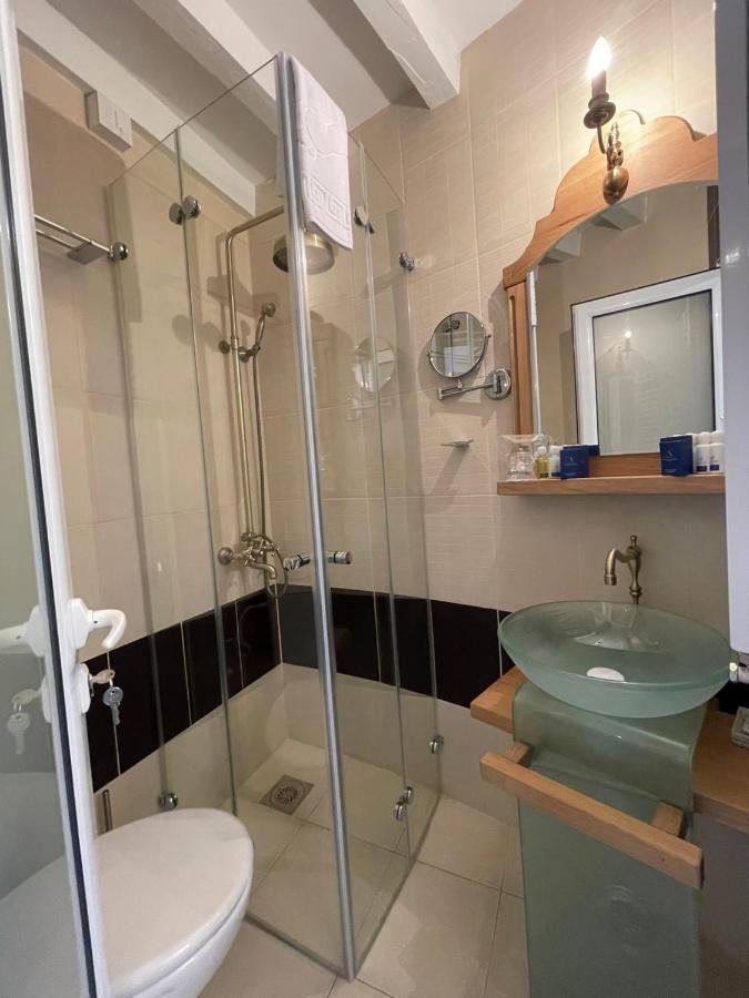Garni Hotel Oblacinsko Jezero Oblacina Luaran gambar