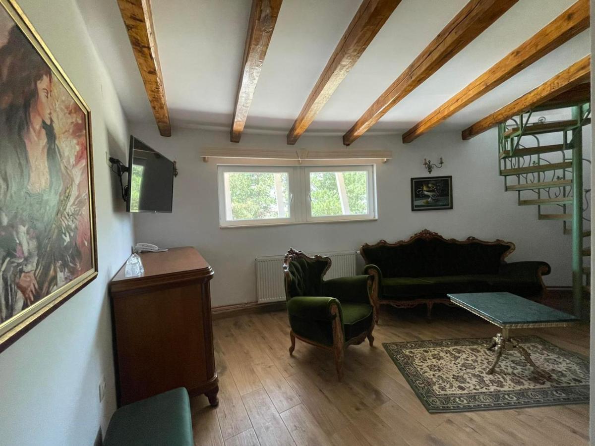 Garni Hotel Oblacinsko Jezero Oblacina Luaran gambar
