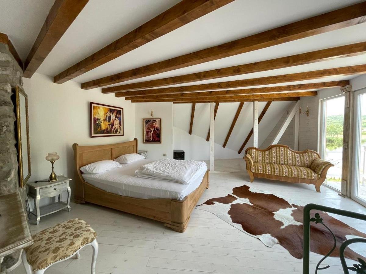 Garni Hotel Oblacinsko Jezero Oblacina Luaran gambar