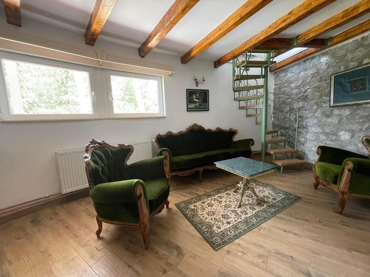 Garni Hotel Oblacinsko Jezero Oblacina Luaran gambar